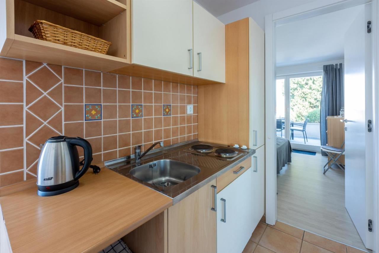 Apartment Vito Njivice Kültér fotó